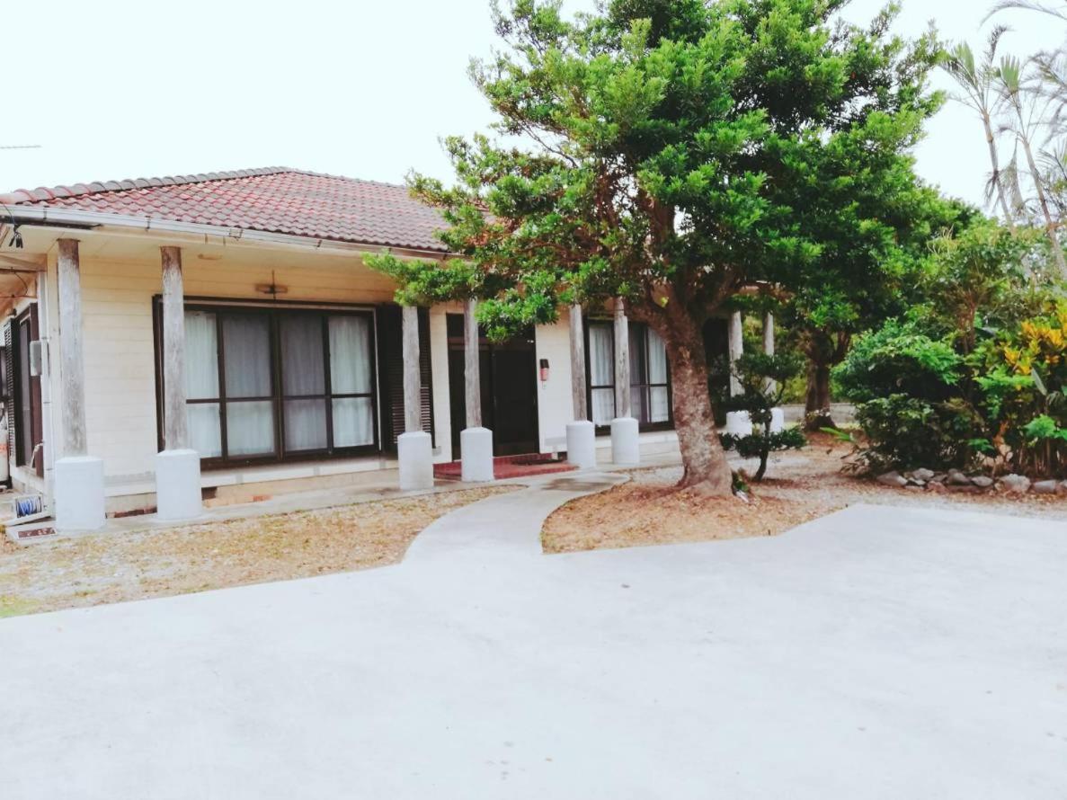 Kakazu Cottage Motobu Buitenkant foto
